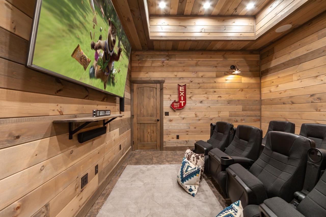 Splash Mountain Pool Hot Tub Theater Game Room Sevierville Extérieur photo