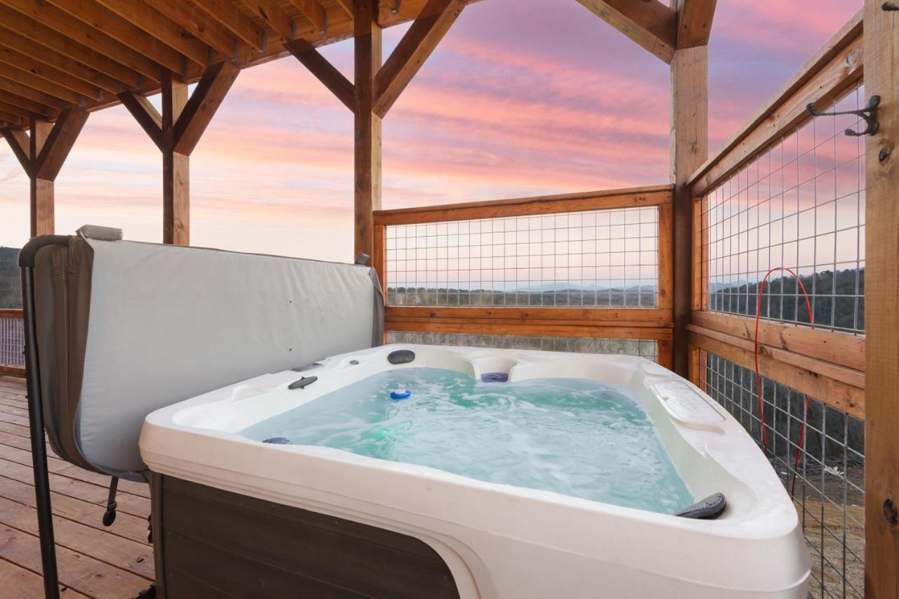 Splash Mountain Pool Hot Tub Theater Game Room Sevierville Extérieur photo